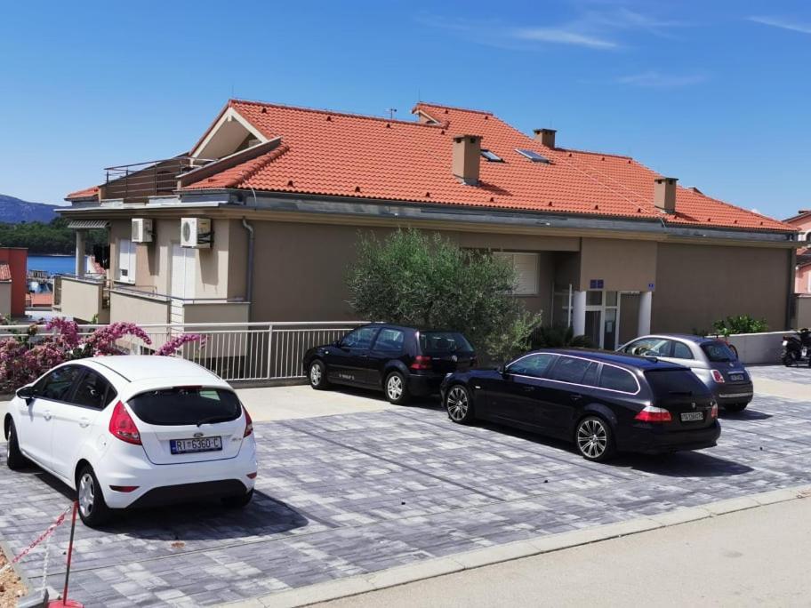 Apartments Mara Црес Екстер'єр фото
