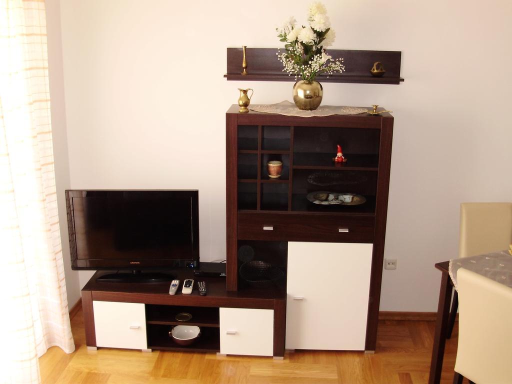 Apartments Mara Црес Номер фото